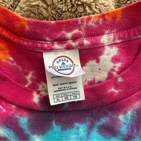 Tie dye keep off the grass t shirt size XL - Picture 4 of 4